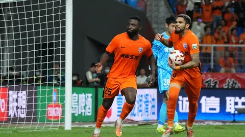 埃泽戴帽逆袭北伦敦巅峰对决，弗兰克赛前笑谈成真！