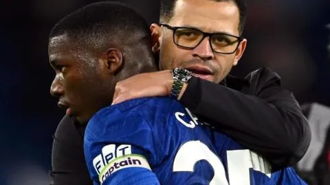 布登谈夹击之策：力求破解对手单挑，却感叹绿军防守强于我军